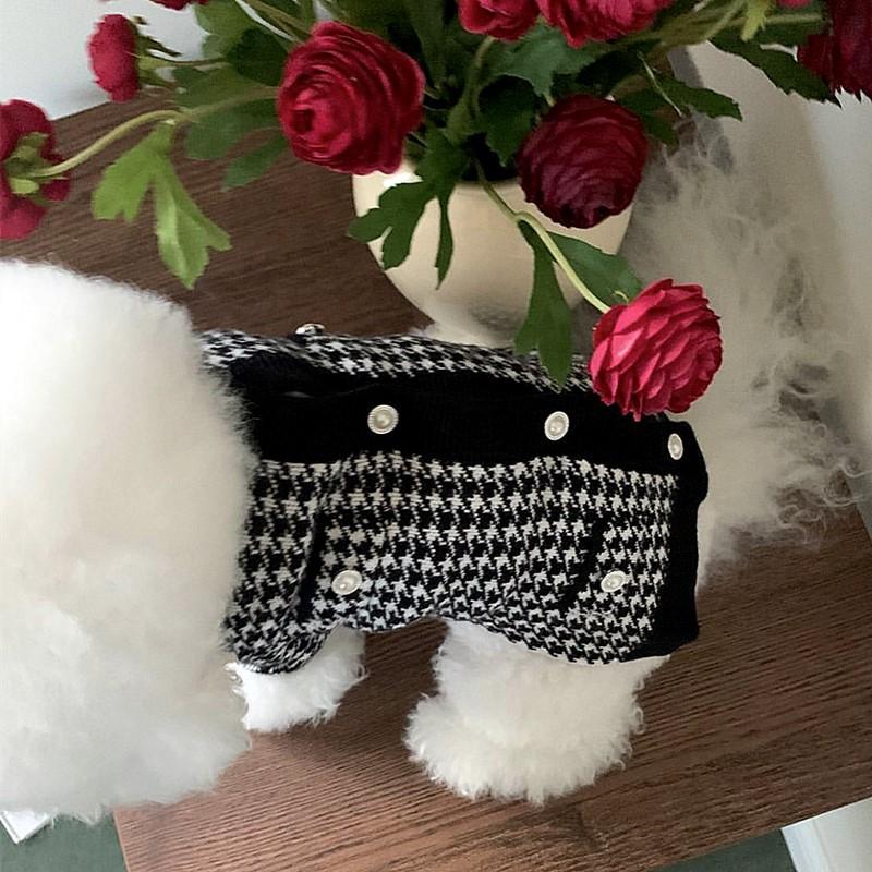 Pet knitted sweater autumn and winter kitten cat Teddy Bichon Yorkshire Maltese dog clothes