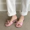 Повседневные элегантные классные тапочки 2025 года, женские новые туфли с бантом на мягкой подошве, пляжные сандалии с открытым носком на плоской подошве