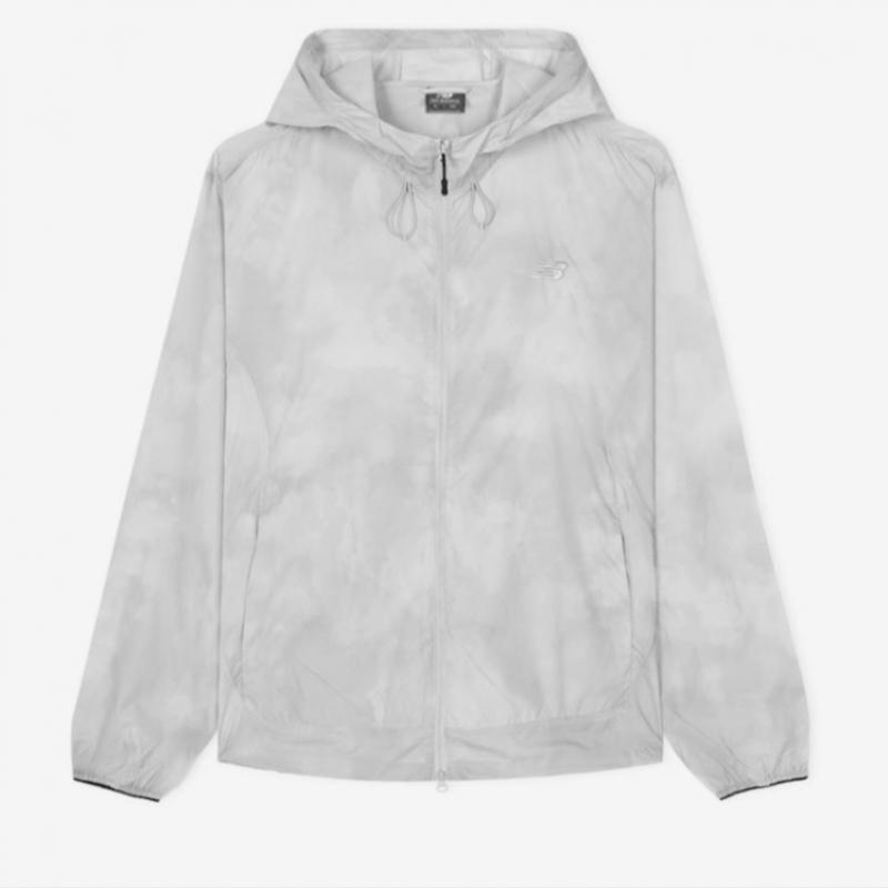 New Balance Ultra Lightweight Hood Windbreaker B1 Nbnag21503