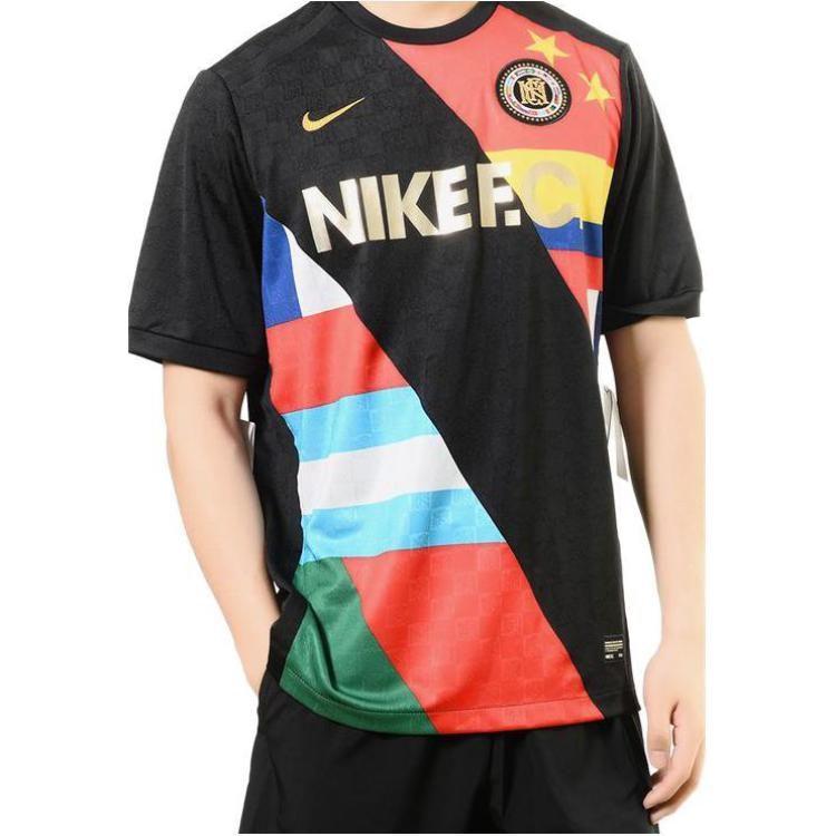 Nike Мужские черные футболки для футбола умеренного прямого кроя 886873-012