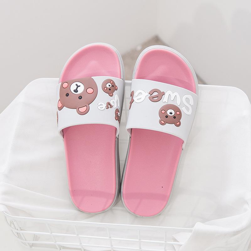 Крутые тапочки для женщин, летняя одежда для улицы, дома, дома, мультфильм, милая ванная комната, износостойкие, крутые тапочки, новая обувь 2025 года