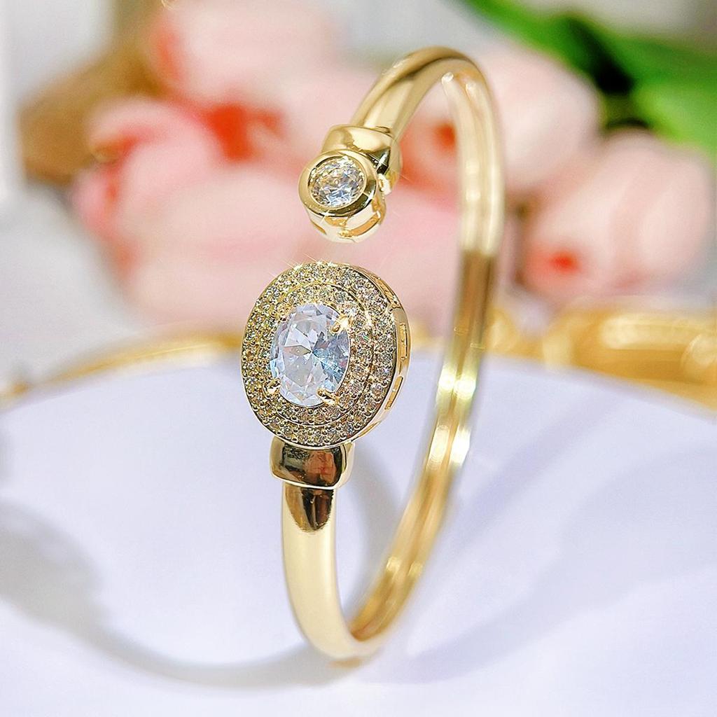 CMM Modern Jewelry European Fashion Sapphire Color Zircon Opening Adjustable Bracelet Bangle Golden Woman All-Match Jewelry Accessories