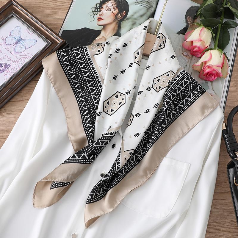 70 * 70cm New Silk Small Square Scarf For Women'S Neck Protection Professional Scarf Versatile Hair Tie Headscarf Scarf