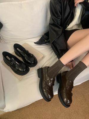 25 Осень торговый центр новые лоферы резные Брок британские маленькие кожаные туфли женские туфли-одиночки