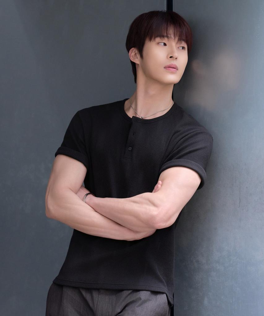 HYOJI 26 Ss Semi-Crop Waffle Henley Neck Short Sleeve T-Shirt (3 Colors)