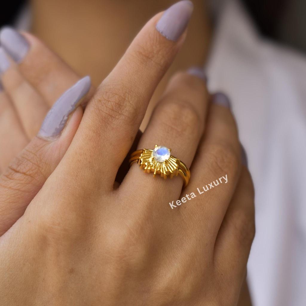 Moonstone Sun Ring, Rising Sun Crystal Ring, Gold Dainty Ring, Statement Ring, Trendy Ring, Celestial Ring, Minimalist Ring gift for her,