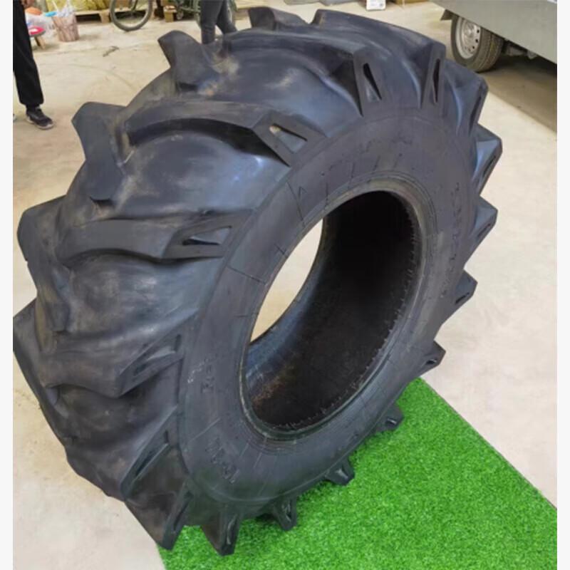 Initial Wolf Outdoor Training Tire Obstacle