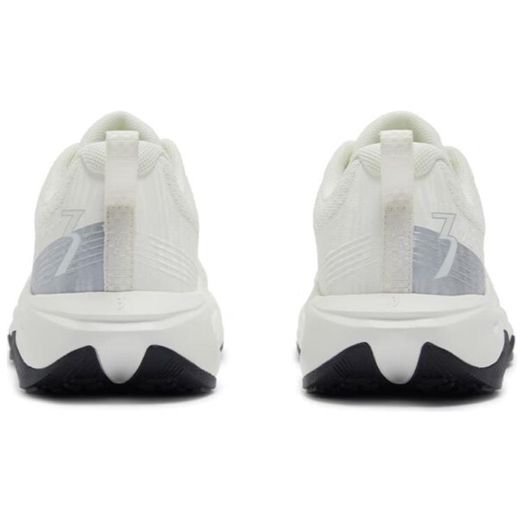 361 Yushan 2 Slip Resistant Cushioning Breathable Low top Casual Running Shoes Women's White Silver 682512234-1