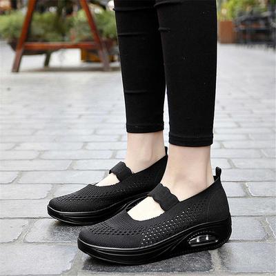 Женская обувь – Кроссовки