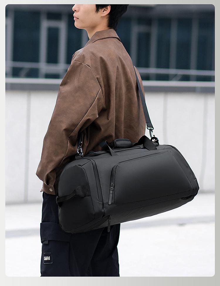 Мужская фитнес-сумка: Портативный, вместительный рюкзак для путешествий и тренировок, с разделением на сухое и влажное пространство