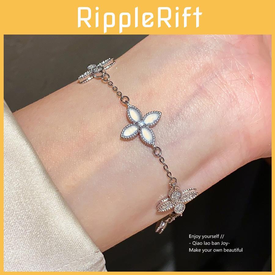 Elegant Zircon Shell Blossom Hand Chain With Gift Suitable For Women