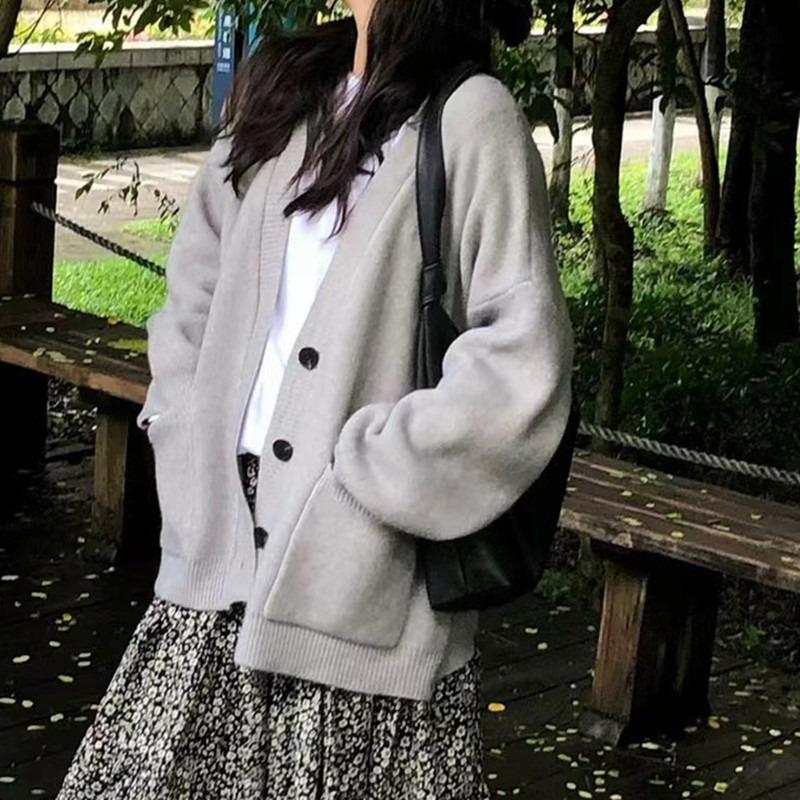 Мягкий восковой ленивый свитер-жакет с V-образным вырезом и длинными рукавами для женской осенне-зимней повседневной верхней одежды свободного кроя, вязаный кардиган для женщин