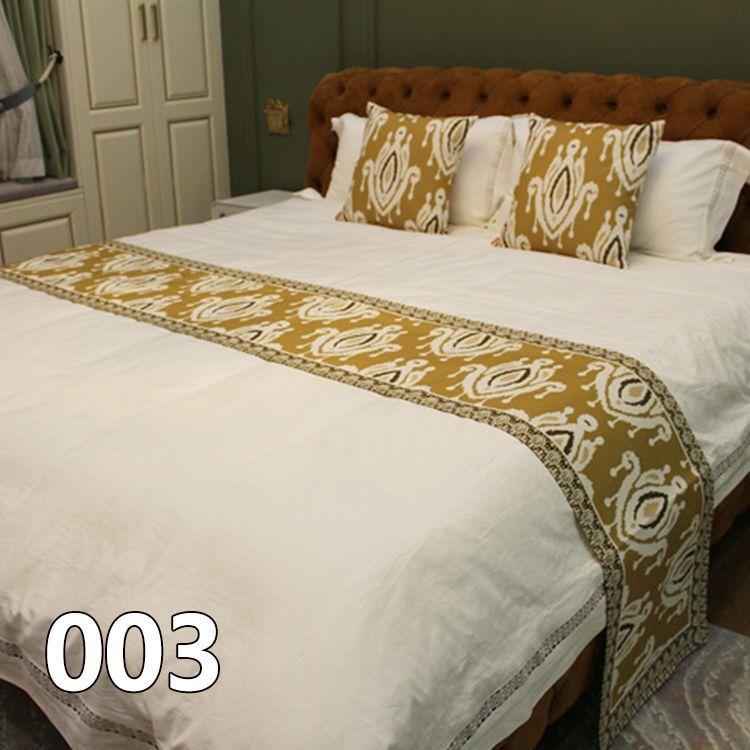 European Cotton and Linen Bed Flag with Diamond Shaped Flower Pattern Beds End Towel Hotel Homestay Special Bedding Bed End Cover Cushion Pillow