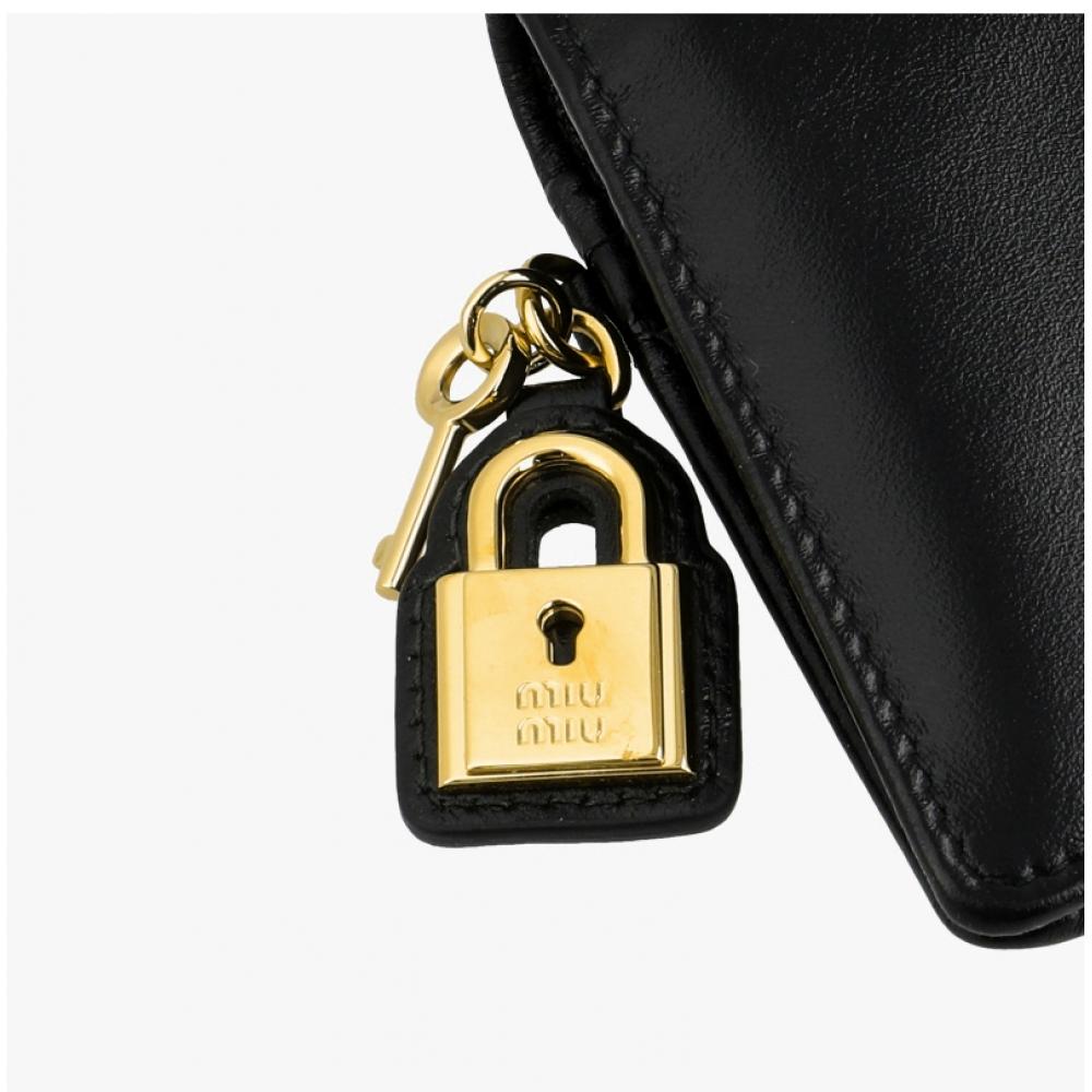 Miu Miu Matelass Кошелек для монет 5mv204 2iga F0002