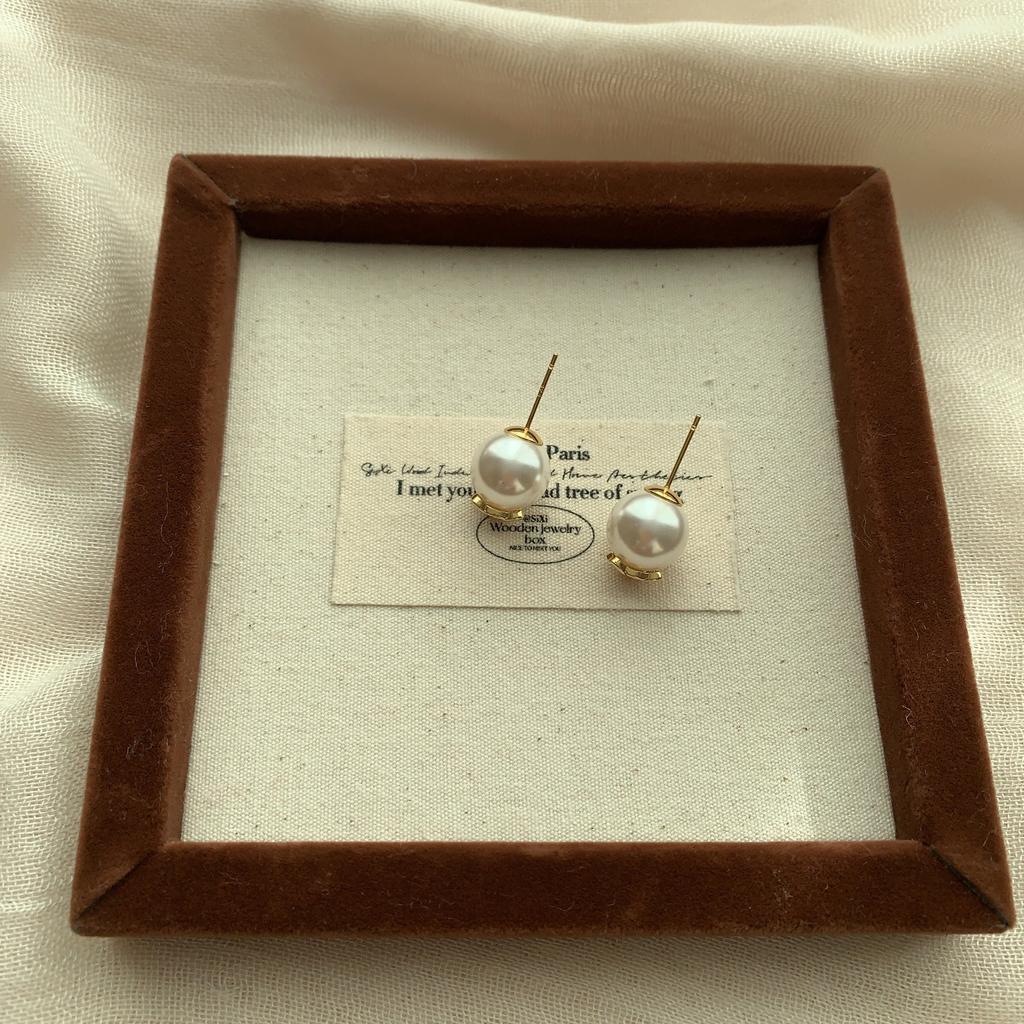 Warm Pearl Stud Earrings French Sweet And Soft Elegant Exquisite Niche Fashion Girlish Feeling Daily Commuter Earrings Women