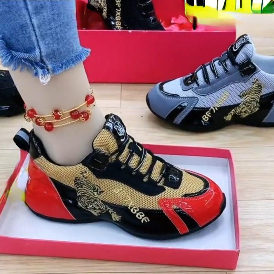2022 новый стиль, обувь для папы, женская обувь для спорта и отдыха с вышивкой, обувь для папы, кроссовки на толстой подошве