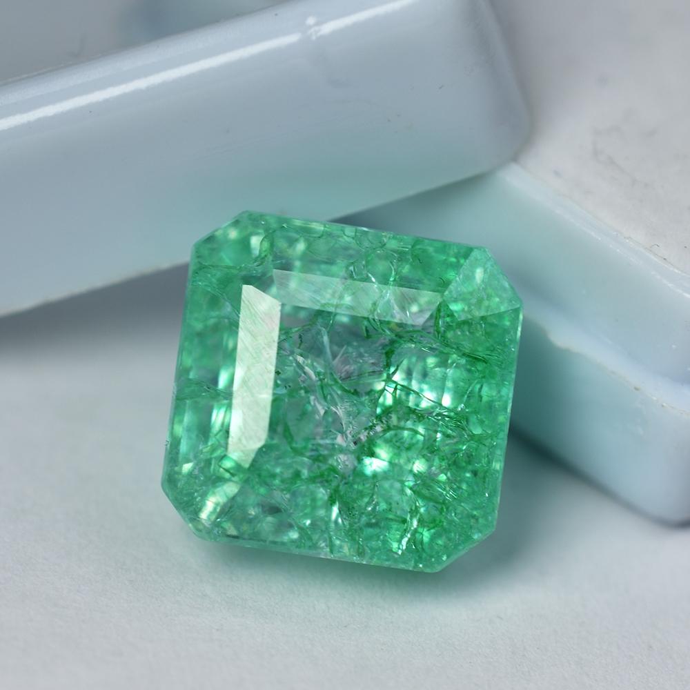 Natural Green Emerald Loose Gemstone Square Cut 13.90 ct for Jewelry Making and Gem Collections