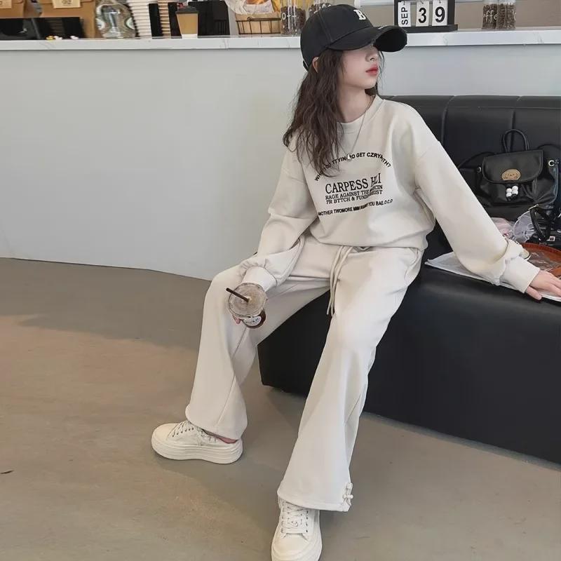 Girls' Korean Casual Suit: Spring/Autumn Letter Sweatshirt and Straight Trousers Set for Older Children