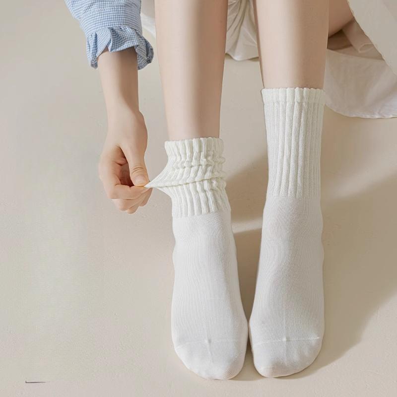 5 Pairs of Simple and Versatile Socks for Women, Antibacterial and Deodorizing Long Socks, Sports Sweat-absorbing White Cute Autumn Mid-length Socks