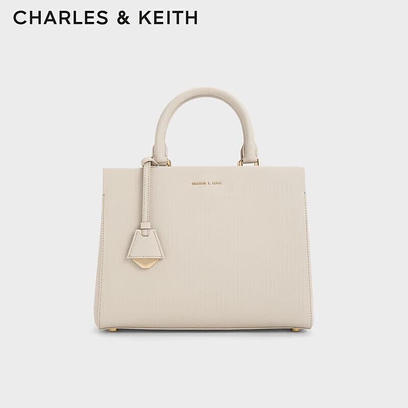 CHARLES & KEITH Большая сумка-тоут с деталью-шармом