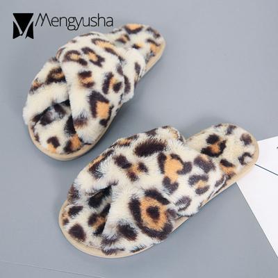 Модные женские тапочки с леопардовым принтом и перекрестными полосами на плоской подошве, нескользящие, теплые, пушистые, плюшевые, зимние, женские, домашние, уютные, хлопковые, пантуфли 2024