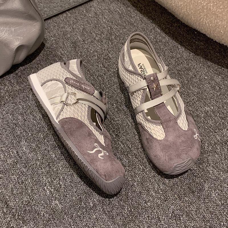 Yueyu 2025 Summer New Mesh Breathable Versatile Fashion Sandals Flat-bottomed Versatile Casual Shoes Sports Shoes