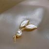 Tulip Brooch for Women High-end and Niche Design Flower Brooch, Suit Pin and Accessory