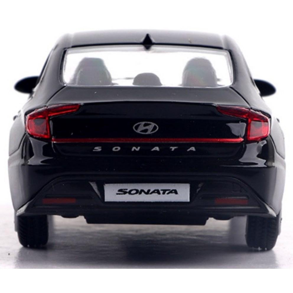 Модель автомобиля Welly Hyundai Sonata DN8, литая, черная, 1 шт.