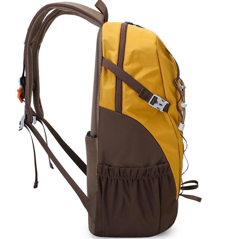 New Style Outdoor Waterproof Sports Backpack, Large Capacity for Mountaineering and Students