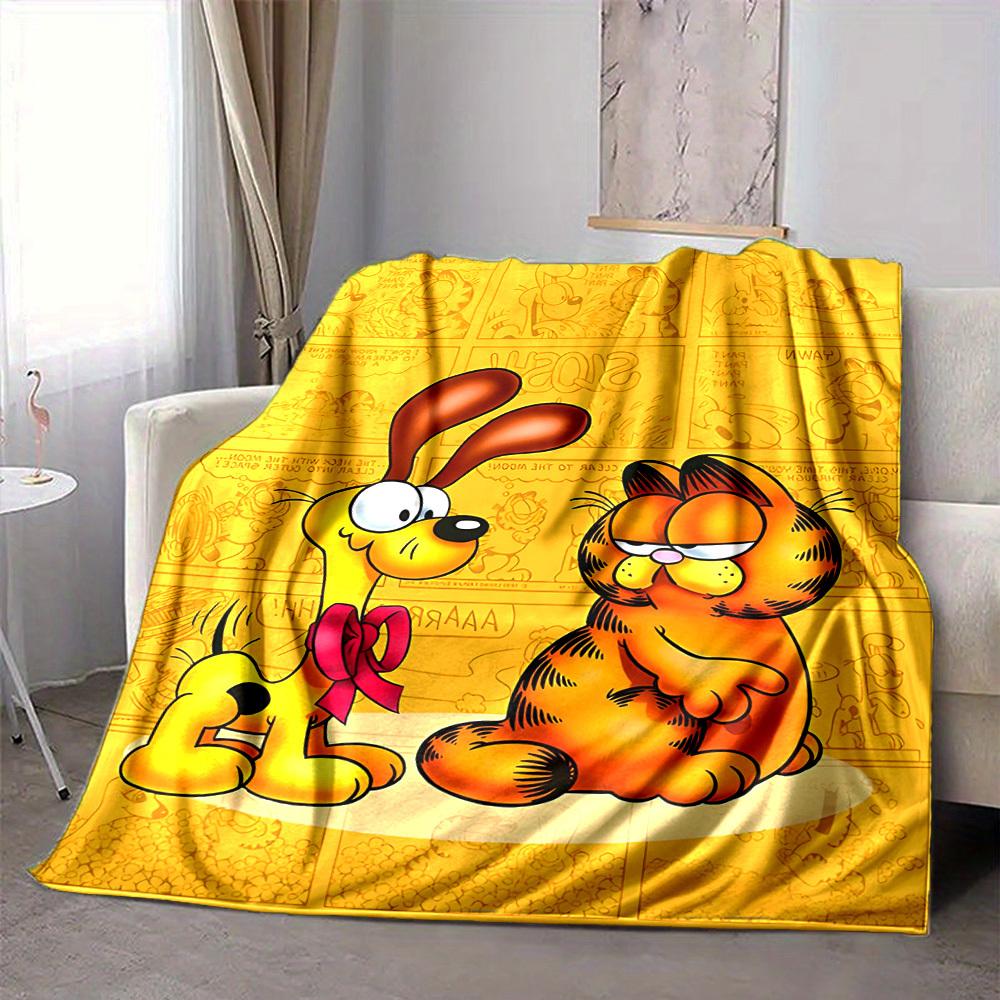 1pc Garfield Cartoon Comics Soft Skin-Friendly Flannel with Digital Printing, Various Sizes Available for Family, Friends, Birthday086