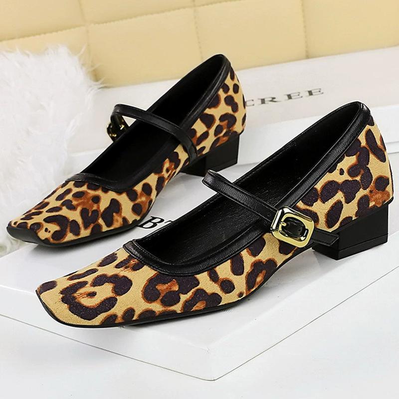 Shoes 3 Cm Heels Women Vintage Mary Jane Shoes Metal Leopard Print Square Head Women Pumps Low Heel High Heels Suede