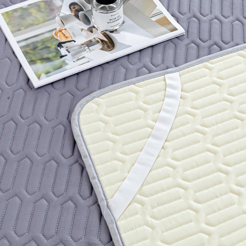 Комплект из трех ковриков для матери и ребенка из латекса Ice Silk — мягкий, прохладный и моющийся