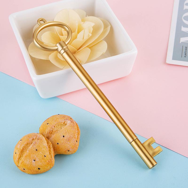 10 pcs Realistic key-shaped gel pen with 0.5mm needle tip for smooth writing and replaceable refill. Creative stationery for students.