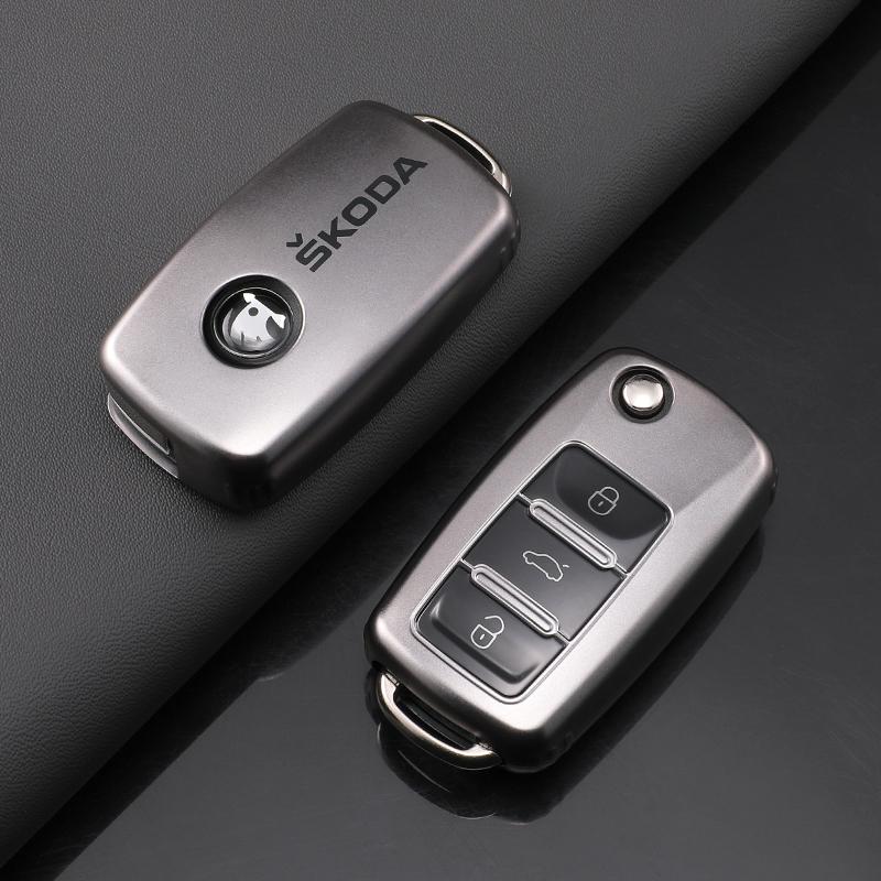 HIAQ2 Car Flip Remote Key Fob Case Cover Protector Shell Bag For Skoda Octavia A5 A7 Fabia Superb Kodiaq Karoq Keychain Accessories