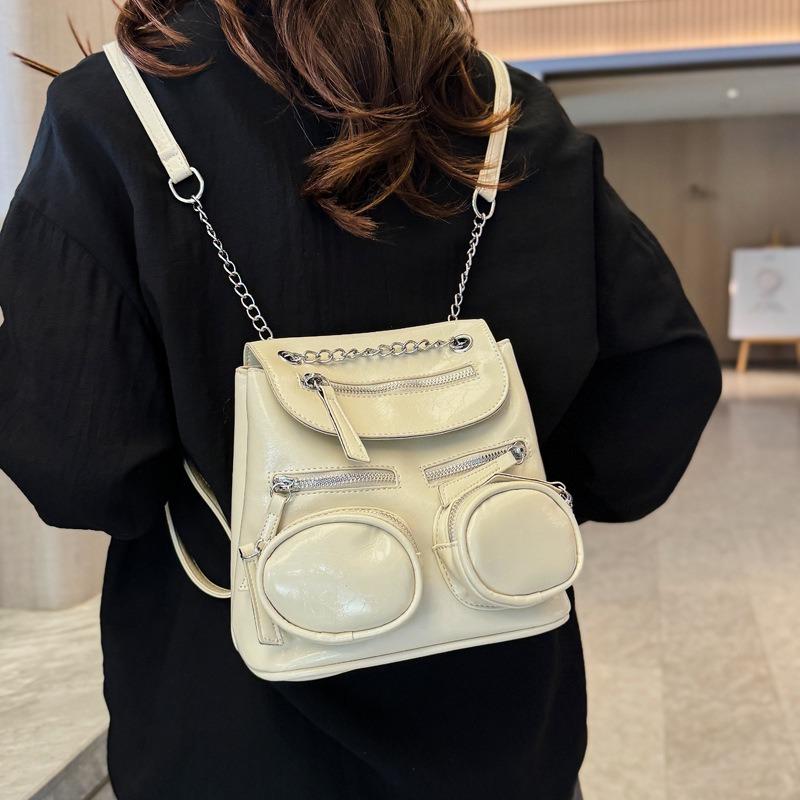 Рюкзак Женский Модный Весенне-Летний Повседневный Сумка на Цепочке Нишевый Дизайн Соединитель Тренд Легкий Маленький Рюкзак