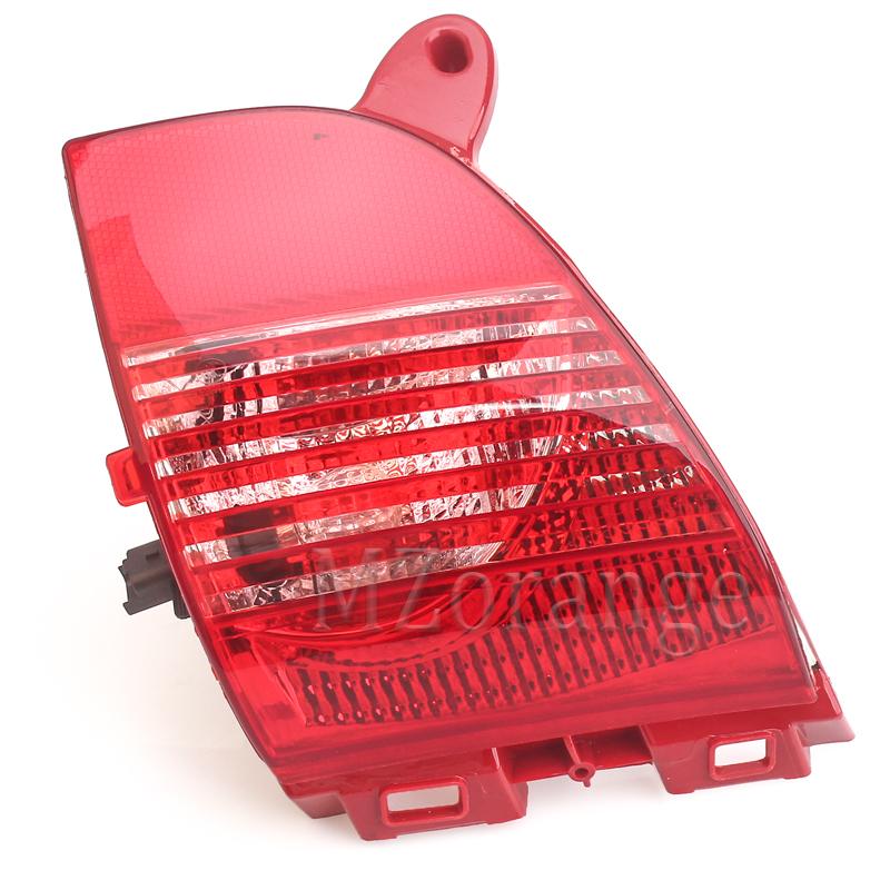 Rear Bumper Reflector Light For Peugeot 2008 2009-2014 308CC For Citroen C3XR Tail Stop Brake Warning Fog Lamp
