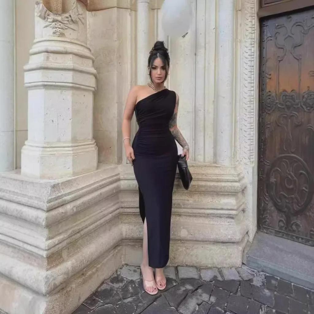 Летнее платье 2024 года на одно плечо без рукавов с разрезом для женщин