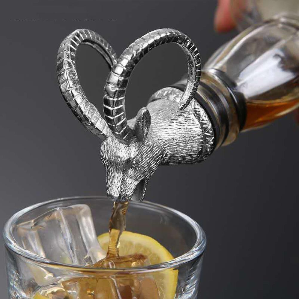 Unique Leopard/Lion/Antelope Head Wine Pourer Zinc Alloy Portable Bottle Stoppers Wine Dispenser Party Supplies