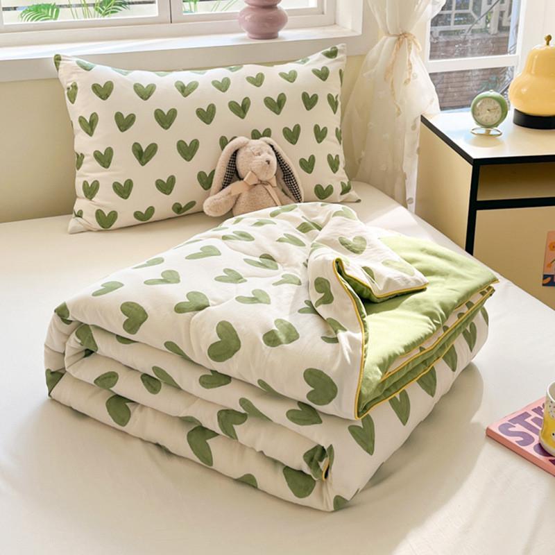 Dog Bear Tulip Rabbit Strawberry Fruit Pattern Printed Air Conditioner Quilt