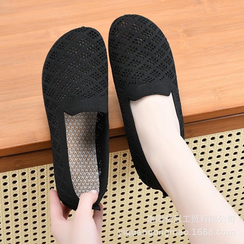 Старые пекинские тканевые туфли, материнские туфли, летние дышащие сандалии, нескользящая мягкая подошва, обувь для пожилых людей, женские сетчатые туфли, модные повседневные