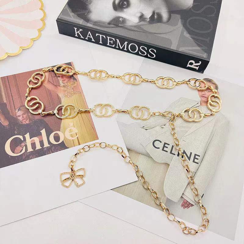 Модный дизайн Нишевая цепочка на талию Женские аксессуары Юбка Металлическая цепочка Бант Модный простой ремень Женский Инс