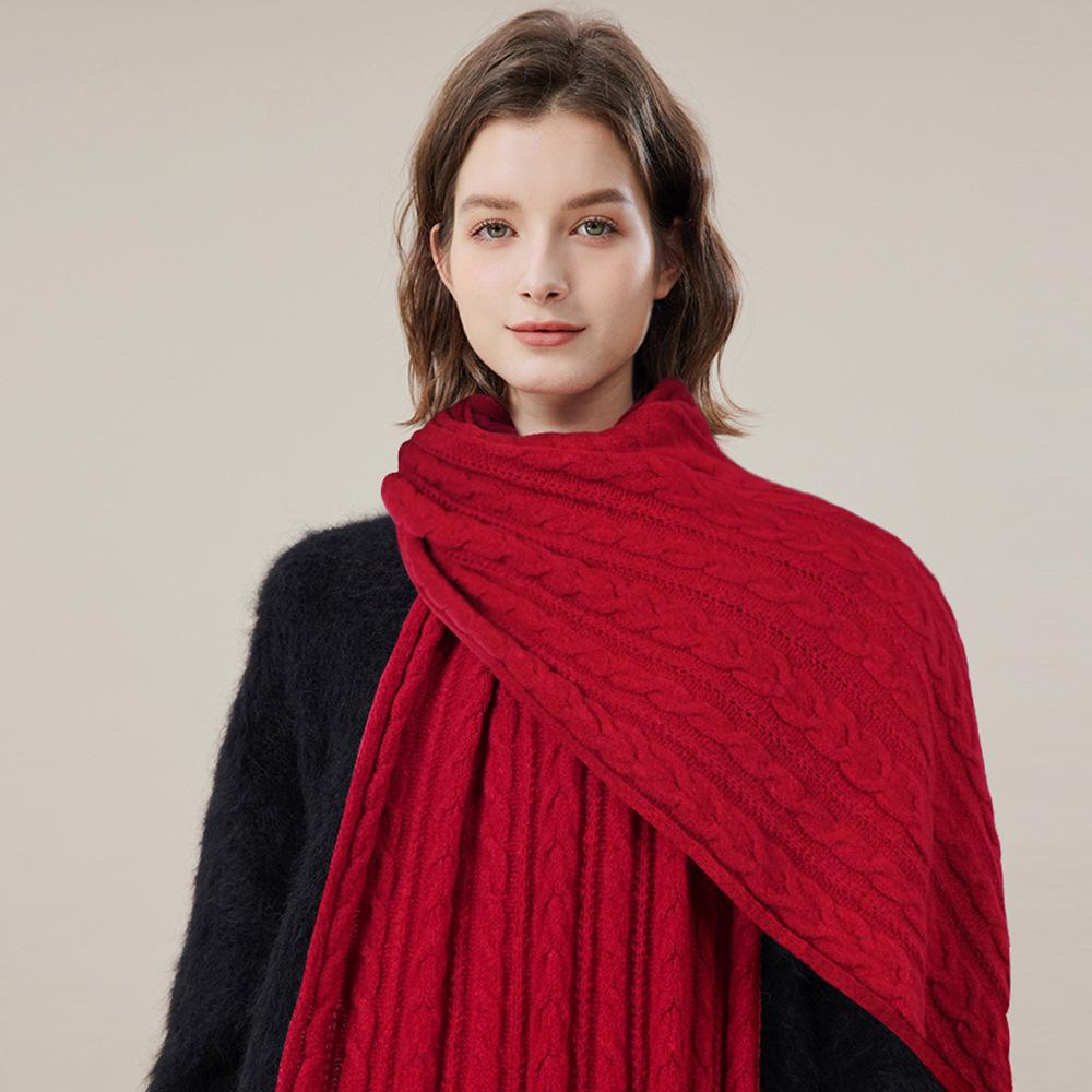 Women's Red Knitted Shawl: Customized High-End Winter Scarf for a Warm, Stylish Look