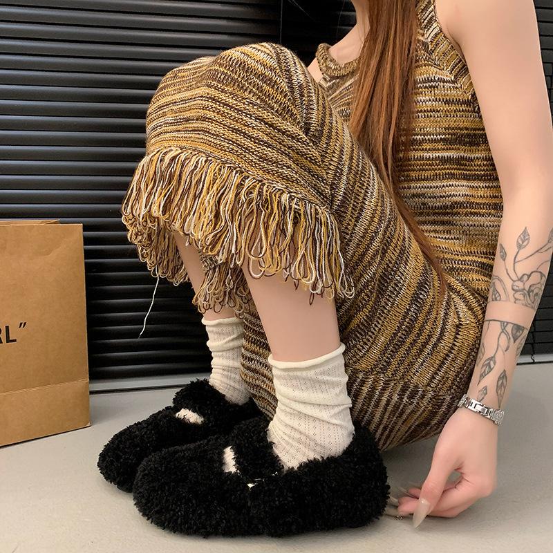 Плоские туфли женские плюшевые тапочки для взрослых тапочки женские флок низкий мех 2024 Рим базовые резиновые Мэри Джейн с мехом короткие Zapatil