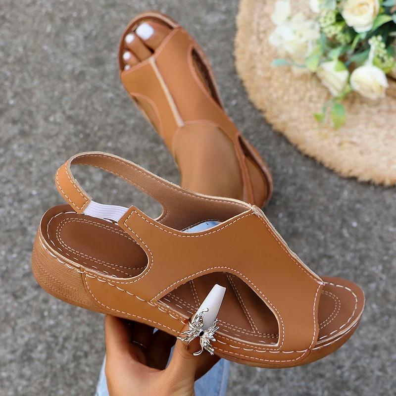 Модные женские босоножки на платформе и среднем каблуке 2024 года, летние повседневные туфли-сабо с открытым носком, женские босоножки из искусственной кожи на танкетке в римском стиле Mujer