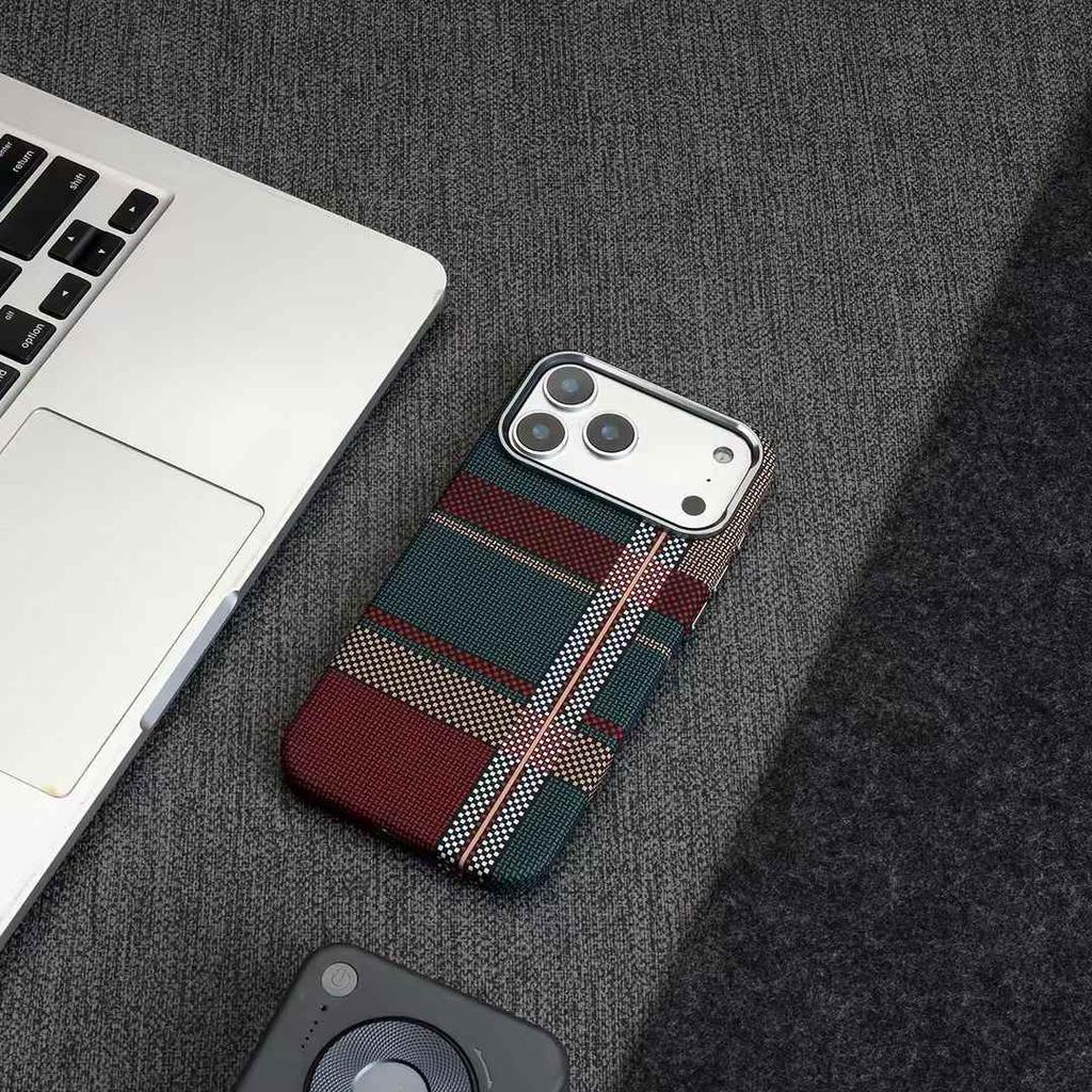 Роскошный магнитный чехол с текстурой карбона для iPhone 17 Pro Max Air 16 15 14 13 12 Pro, металлический ободок камеры, кнопка, противоударная крышка