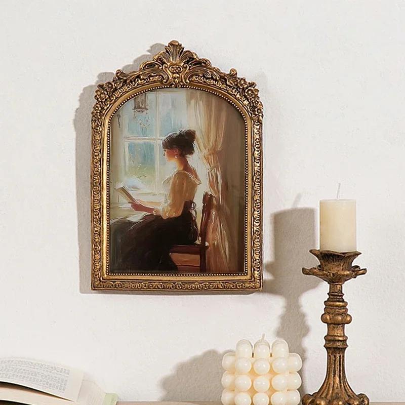 Vintage Gold Decorative Picture Frame, Antique European-Style Desktop Frame with Vintage Artistic Print, for Home Decor