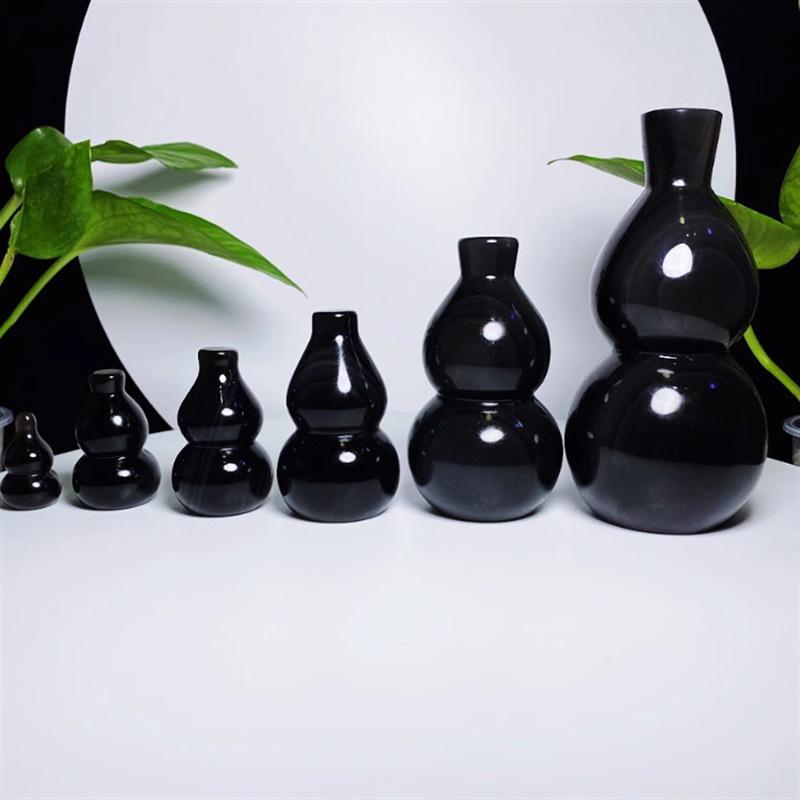 Pure Black Obsidian Gourd Ornament – Ruyi Gift for Home, Office, or Entryway Decor