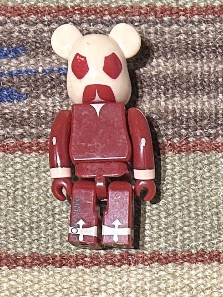 [Б/У] BE@RBRICK 27 УЖАС Атака Титанов 100%