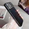 Совместим с чехлом с магнитом для iPhone 17 Pro Max с функцией рассеивания тепла "Летняя жара" и iPhone 16 с отверстием для ремешка на кнопке.