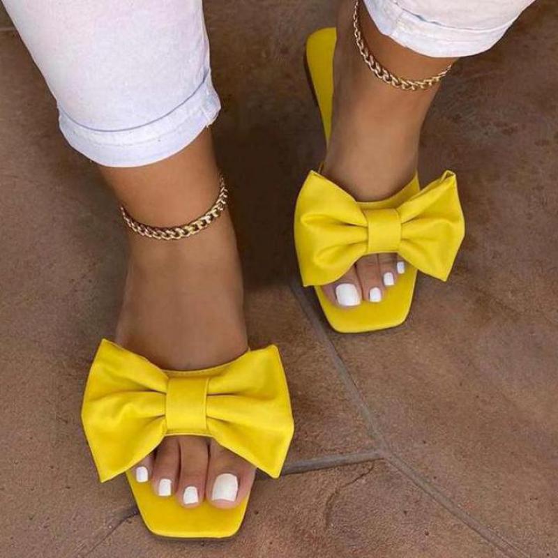 Модные женские тапочки Розовые кожаные плоские тапочки для женщин Летние сандалии с квадратным носком и бантом Женские шлепанцы Уличные нескользящие пляжные тапочки